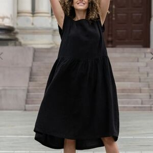 Menique | Hypoallergenic Smock Linen Dress Cecilia Pure Black